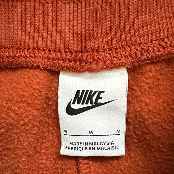 Nike Womens Burnt Orange Capri - Picture 4 of 4